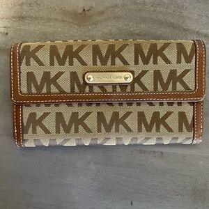 Michael Kors wallet